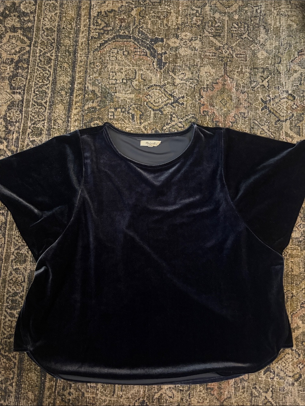 Madewell Velvet Short Sleeve Tee in Deep Navy